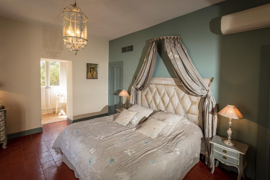 Château Le Bouïs Couette-café *